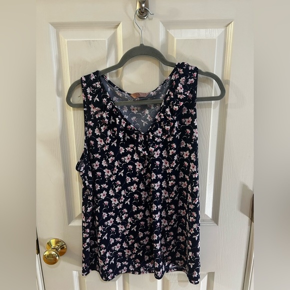 SJS Tops - SJS Black and Pink Floral Tank Top Blouse 
Size: